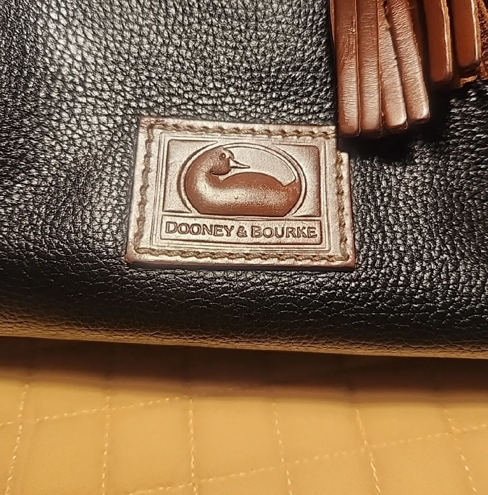 Dooney Bourke Wakefield Tassel Purse/Bag - Picture 2 of 14